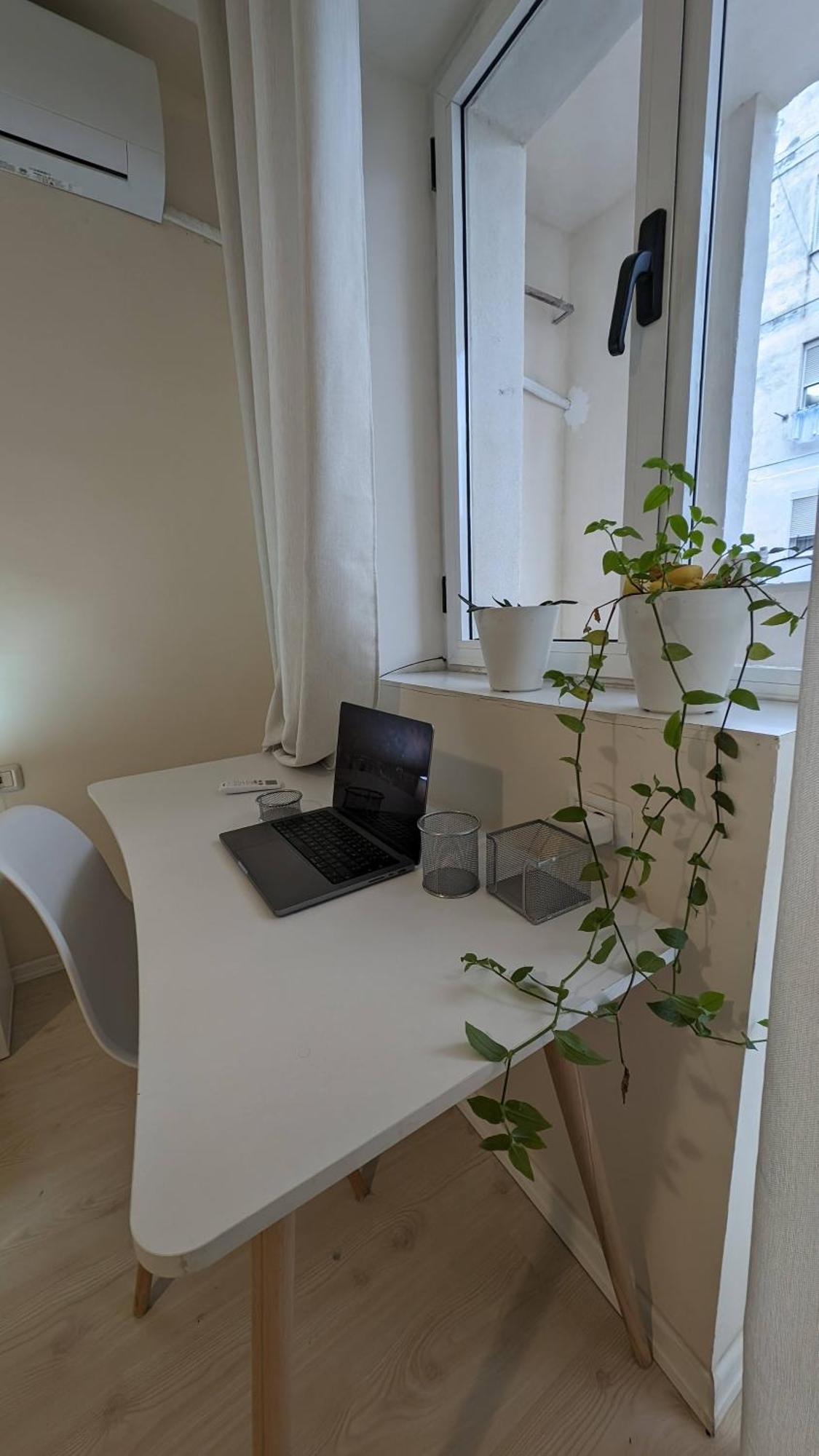 Modern Cozy Apartment 10 Min Walk To Skanderbeg Square Tirana Exteriör bild