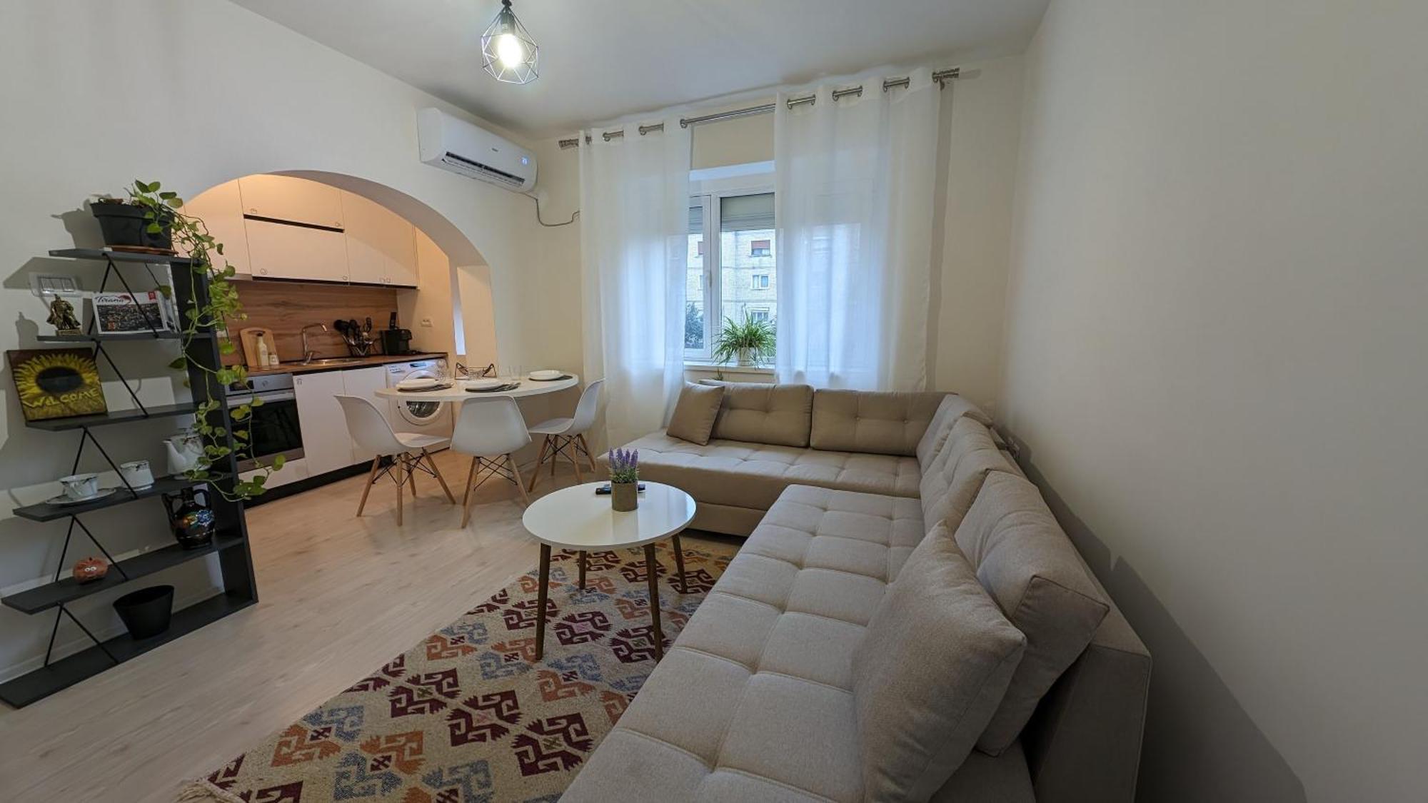Modern Cozy Apartment 10 Min Walk To Skanderbeg Square Tirana Exteriör bild