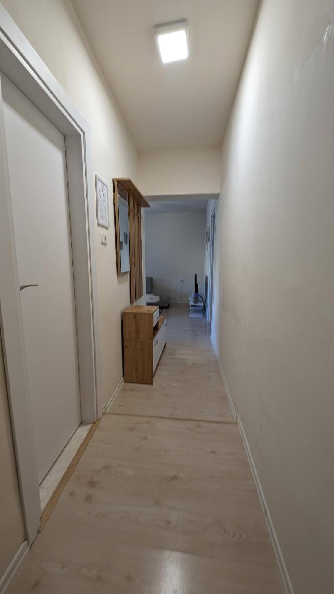 Modern Cozy Apartment 10 Min Walk To Skanderbeg Square Tirana Exteriör bild